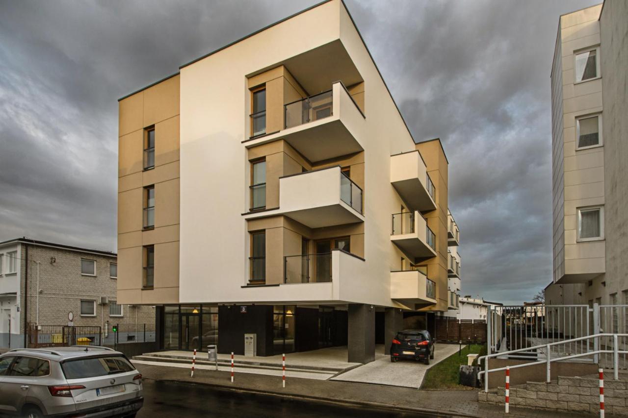 Apartamenty Centrum M - Komfortowe Noclegi 皮瑟兹诺 外观 照片